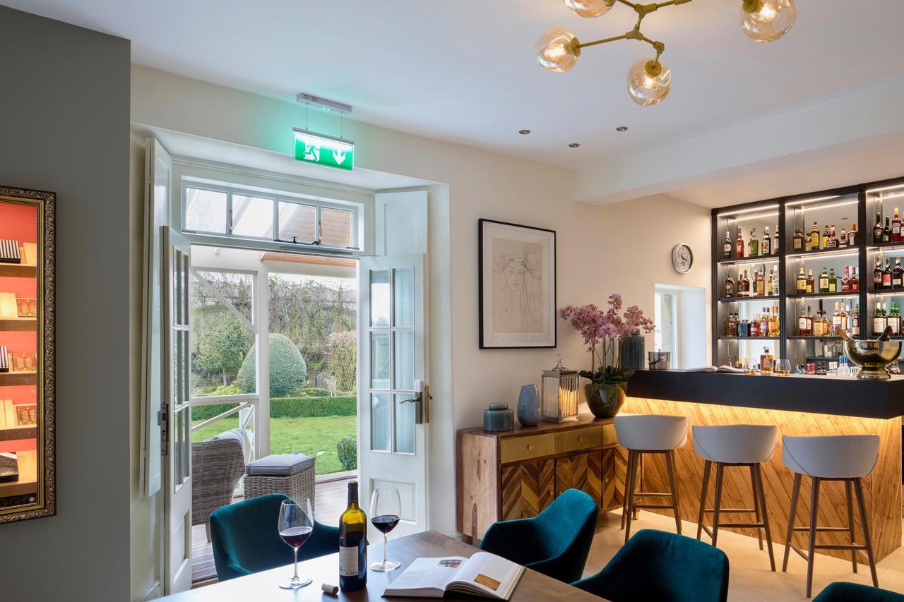 Crestow House Hotel Buitenkant foto